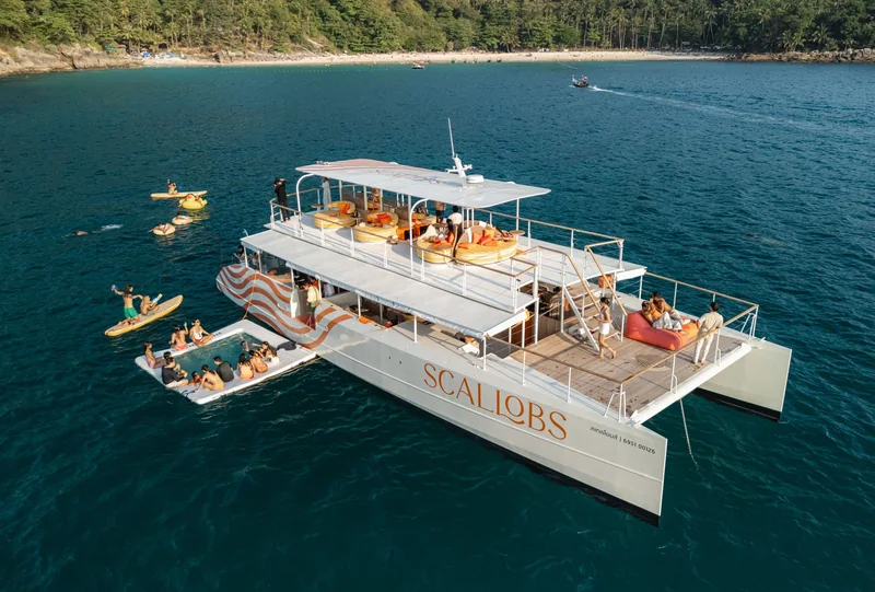 SCALLOBS on the water