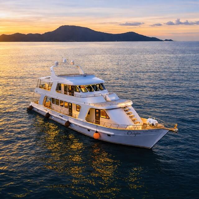 Motor Yacht — The Origin Overnight